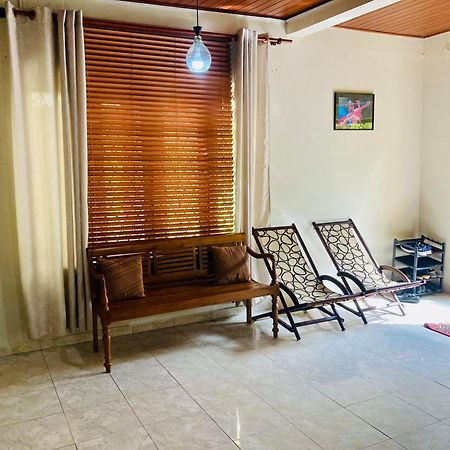 Villa Two Residence Dehiwala-Mount Lavinia Exterior foto